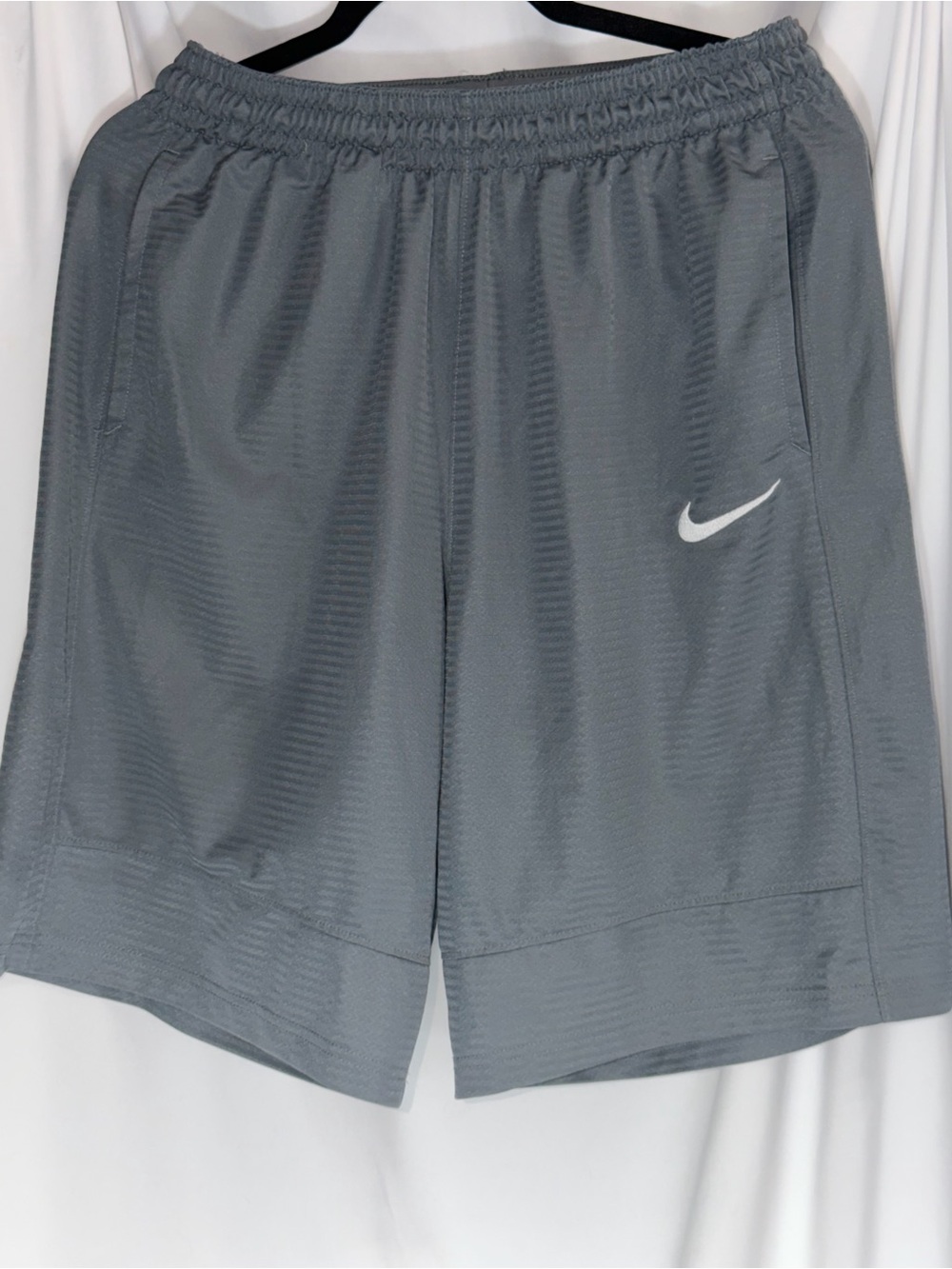 Nike Men's Gray Dri-FIT Athletic Shorts| Medium